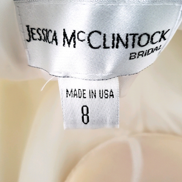 Vintage White Wedding Dress - Picture 6 of 7